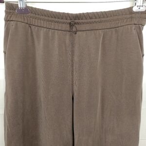 Lululemon Softstreme High-Rise Straight-Leg Espresso Cropped Pant Size 12
